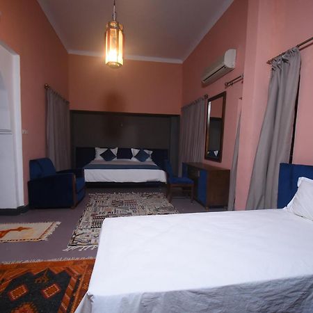 Kasbah Tifoultoute Tajda Bagian luar foto