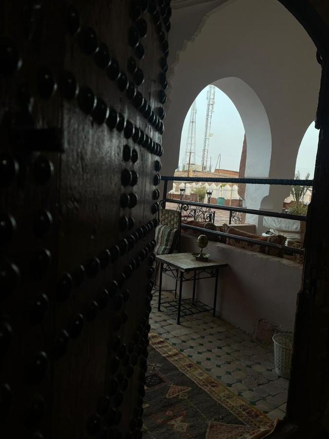Kasbah Tifoultoute Tajda Bagian luar foto
