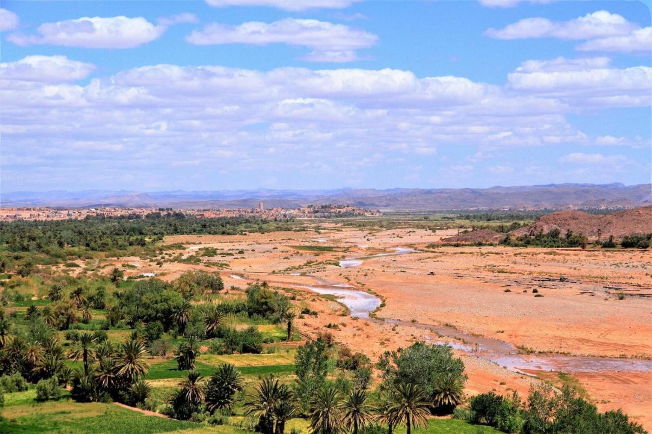 Kasbah Tifoultoute Tajda Bagian luar foto