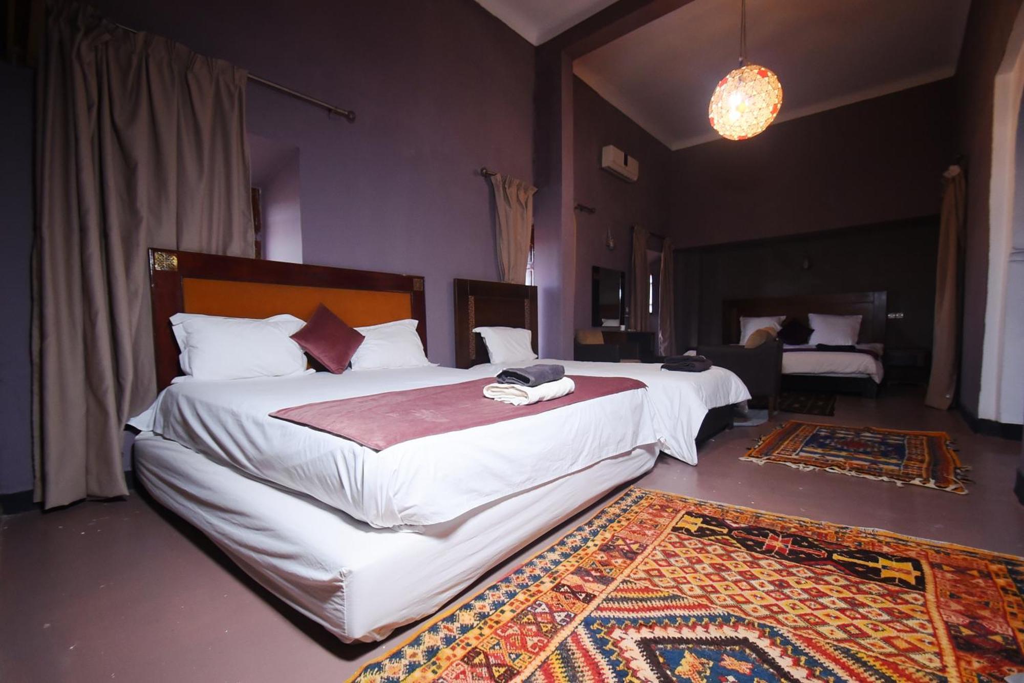 Kasbah Tifoultoute Tajda Bagian luar foto