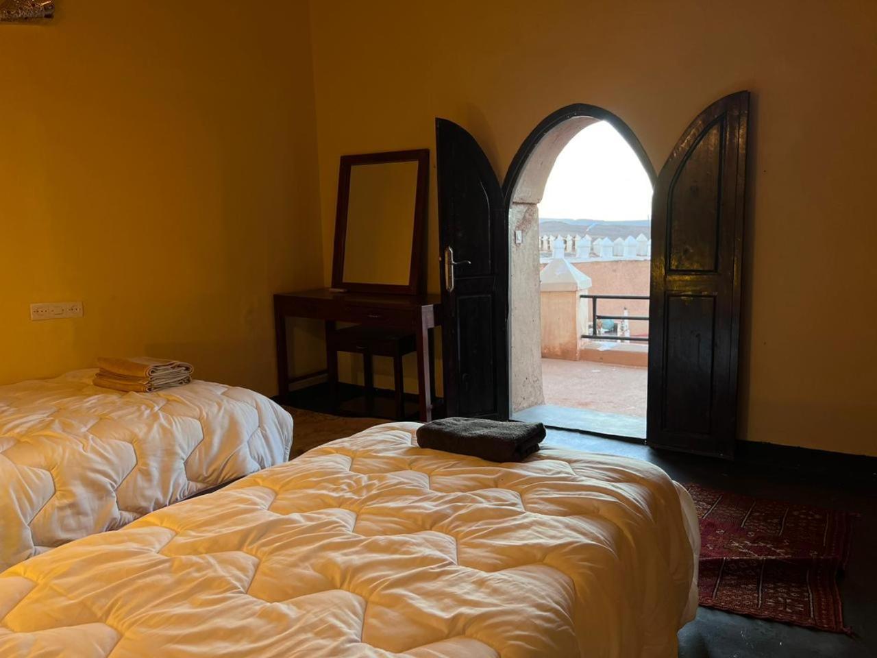 Kasbah Tifoultoute Tajda Bagian luar foto