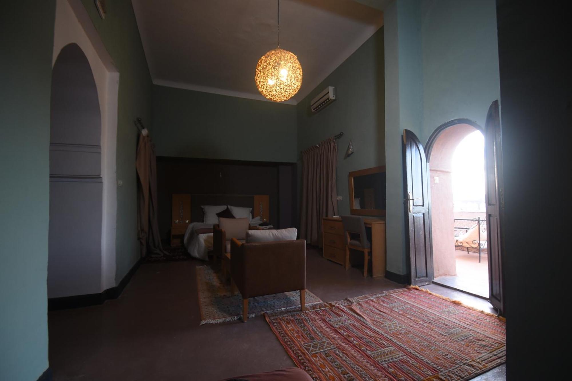 Kasbah Tifoultoute Tajda Bagian luar foto